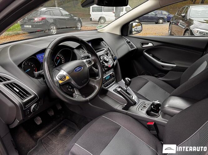 Ford Focus 35 ford Focus 2012