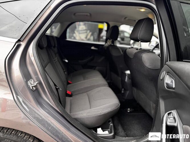 Ford Focus 46 ford Focus 2012