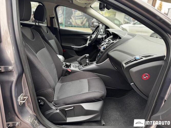 Ford Focus 34 ford Focus 2012