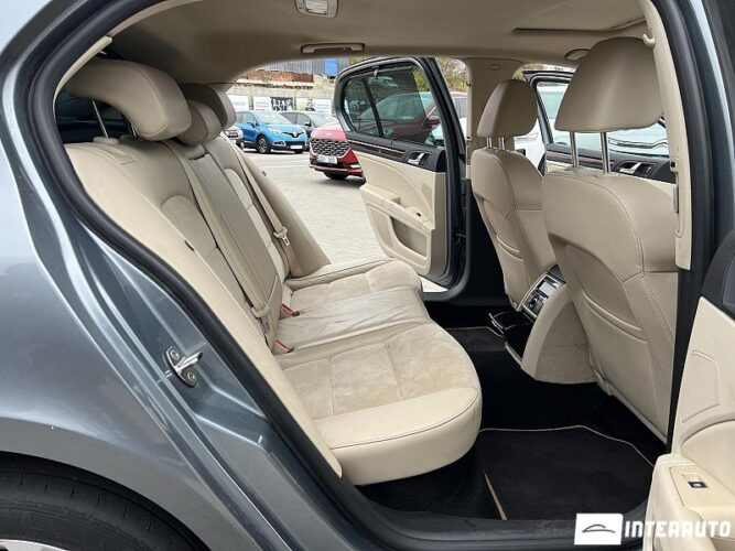 Skoda Superb 44 skoda Superb 2009