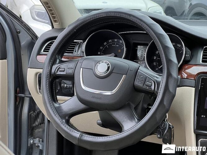 Skoda Superb 38 skoda Superb 2009