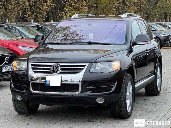Volkswagen Touareg 2009 doar la InterAuto
