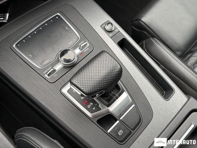 Audi Q5 48 audi Q5 2020