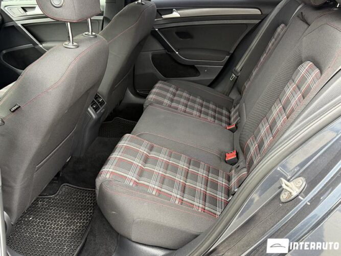 Volkswagen Golf GTI 40 interauto-car