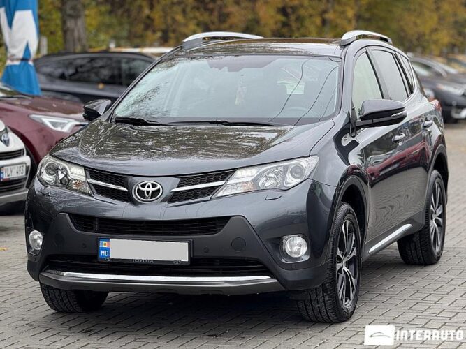 Toyota Rav-4 2015 doar la InterAuto