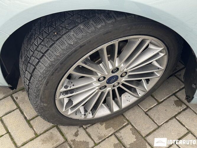 Ford Fusion 47 interauto-car