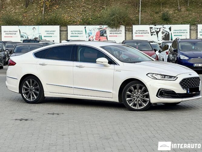 Ford Mondeo 2019 doar la InterAuto