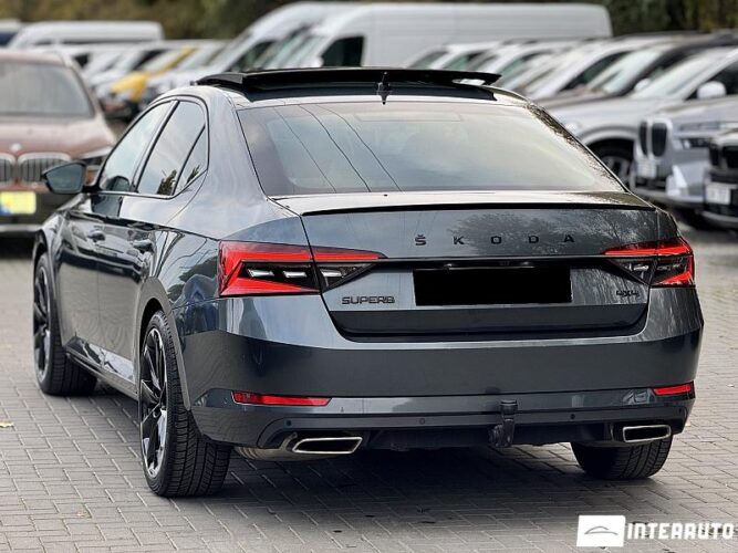 Skoda Superb 33 skoda Superb 2020