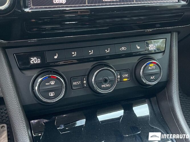 Skoda Superb 37 skoda Superb 2015