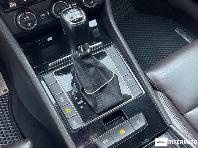 Skoda Superb 38 skoda Superb 2015