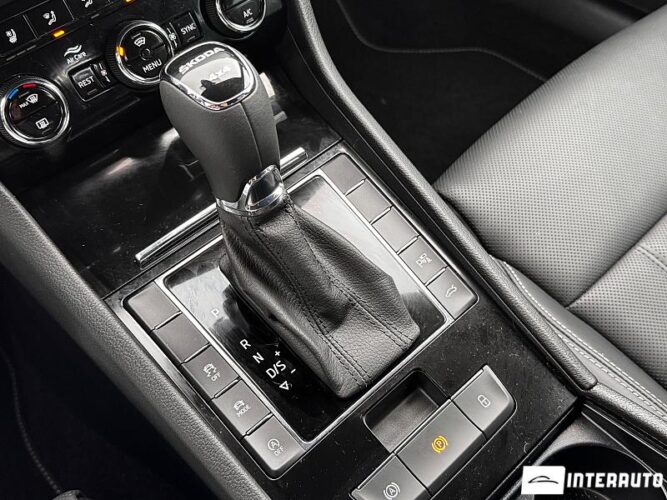 Skoda Superb 48 skoda Superb 2024