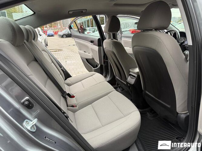 Hyundai Elantra 45 interauto-car