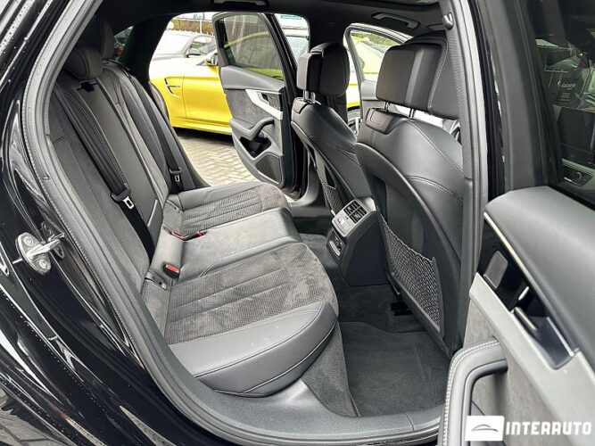 Audi A4 52 interauto-car