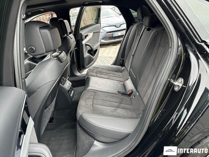 Audi A4 51 interauto-car