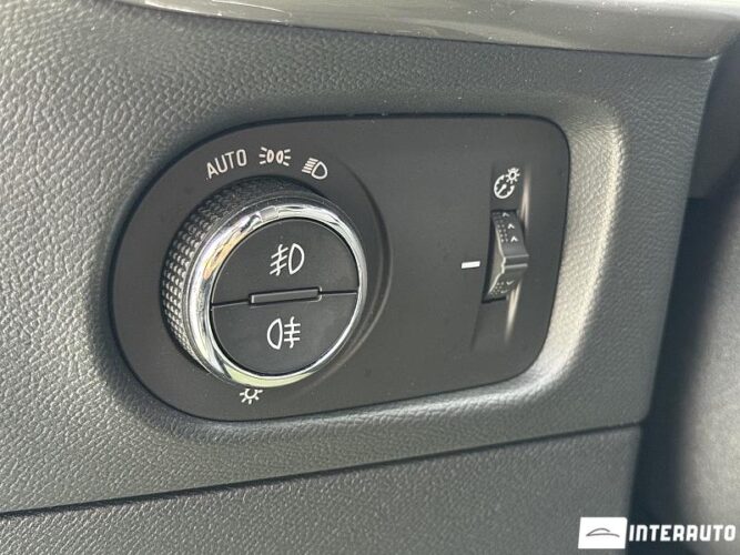 Opel Mokka 53 interauto-car