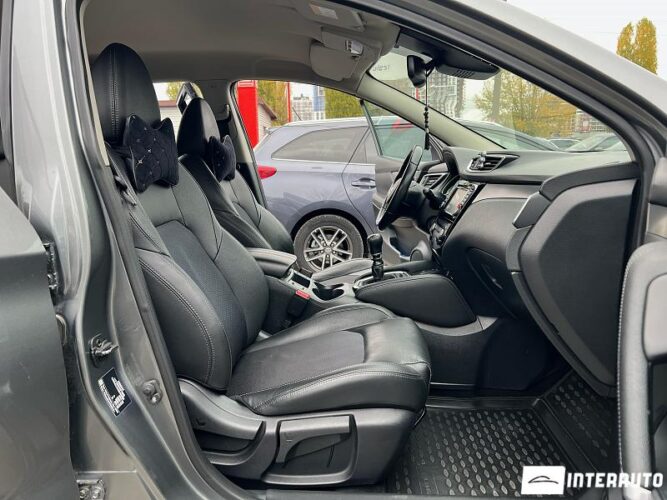 Nissan Qashqai 47 interauto-car