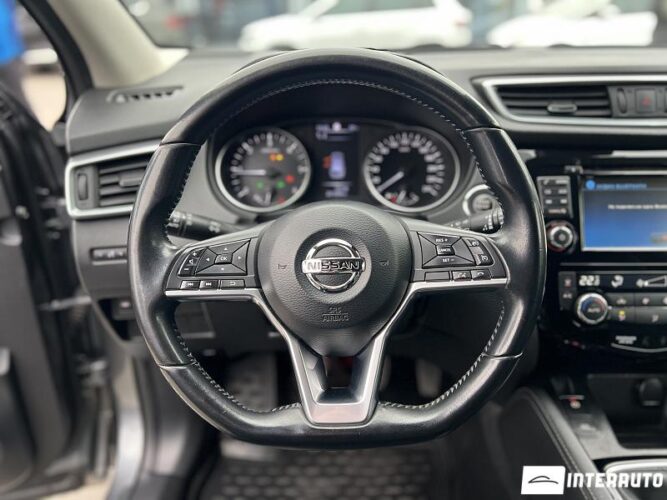 Nissan Qashqai 41 interauto-car