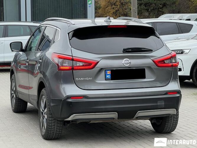 Nissan Qashqai 34 interauto-car