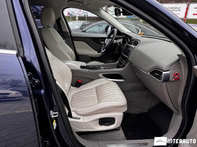 Jaguar F-Pace 36 jaguar F-Pace 2017