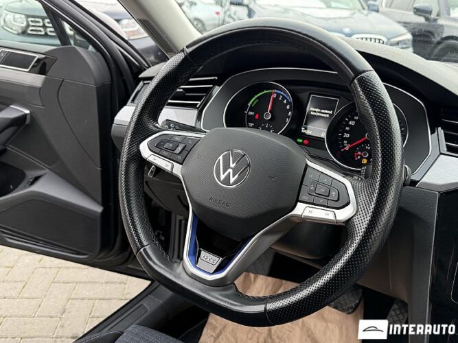 volkswagen Passat GTE 2021