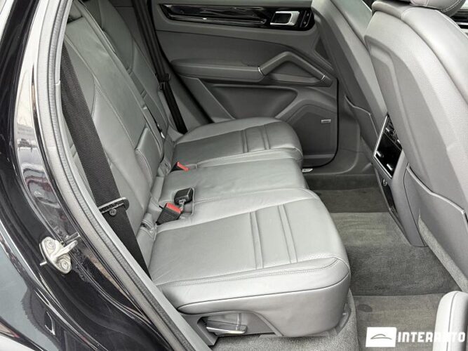 Porsche Cayenne 54 porsche Cayenne 2020