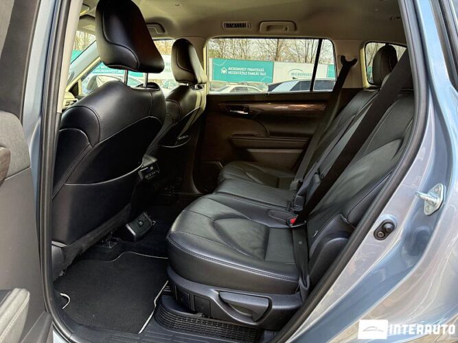 toyota Highlander 2021