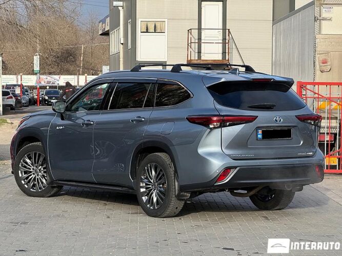 toyota Highlander 2021