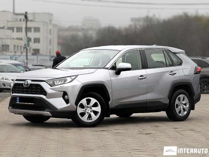 Toyota Rav-4 2019 doar la InterAuto