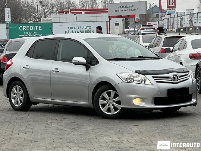toyota Auris 2012