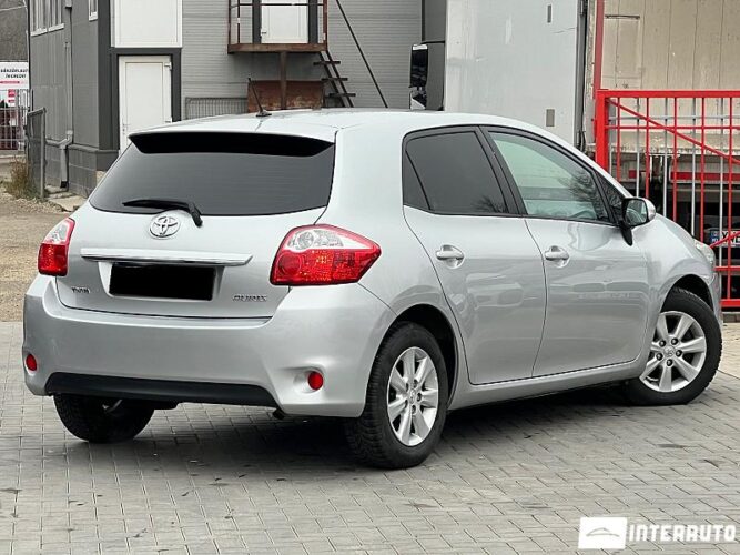 toyota Auris 2012