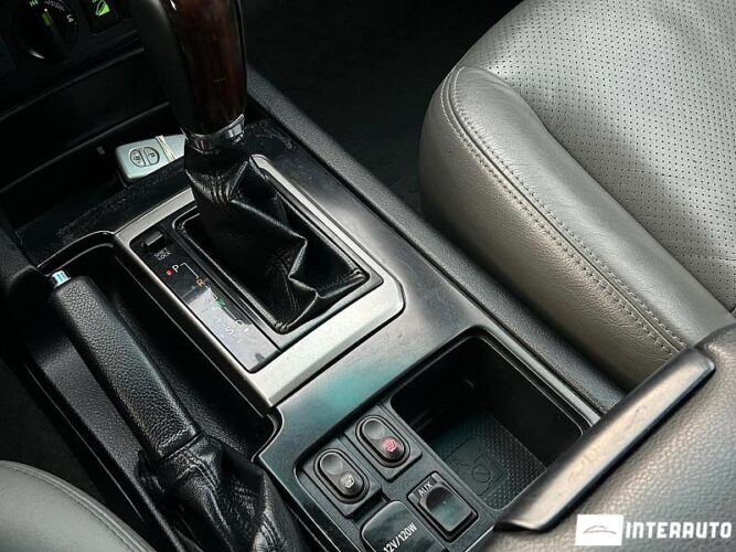 toyota Land Cruiser Prado 2010