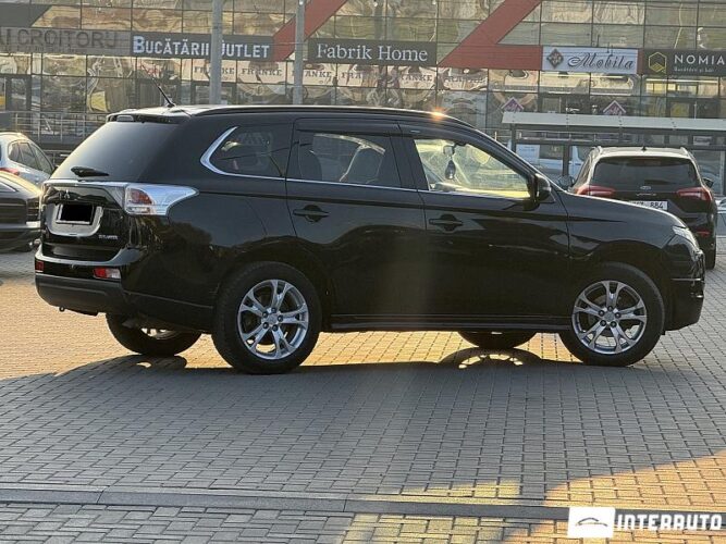 mitsubishi Outlander 2012