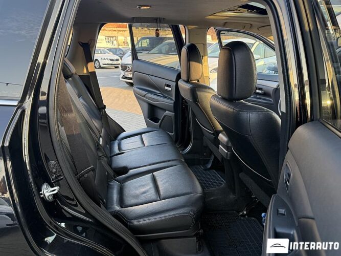 mitsubishi Outlander 2012