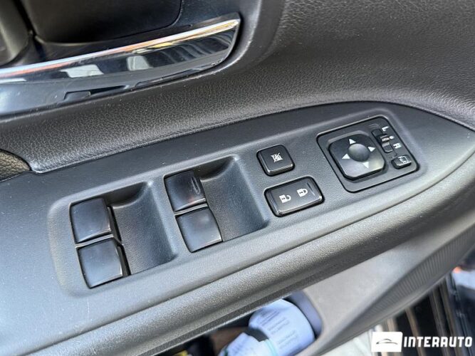 mitsubishi Outlander 2012