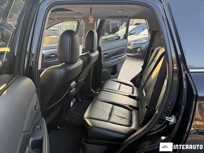 mitsubishi Outlander 2012