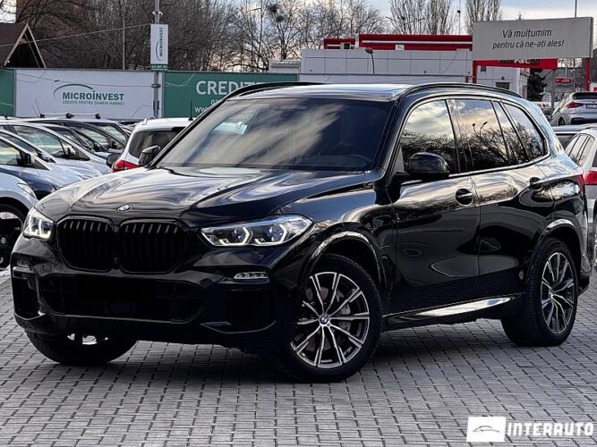 BMW X5 4.5e 2020 doar la InterAuto