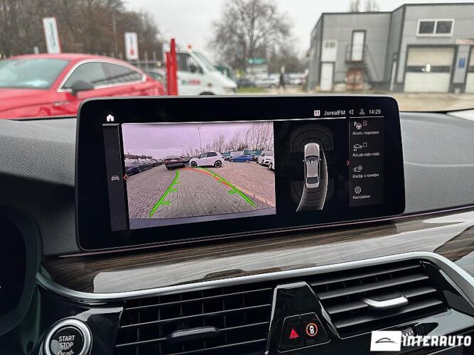 BMW 520 42 bmw 520 2020