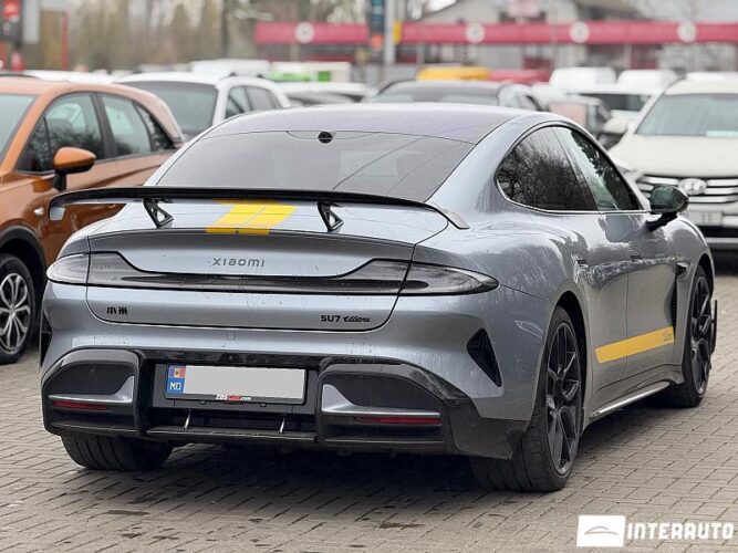 xiaomi SU7 Ultra 2025