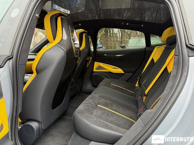 xiaomi SU7 Ultra 2025