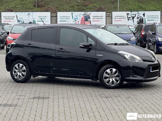 Toyota Yaris 2013 doar la InterAuto