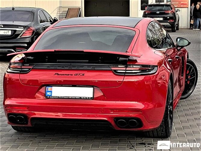 porsche Panamera GTS 2019