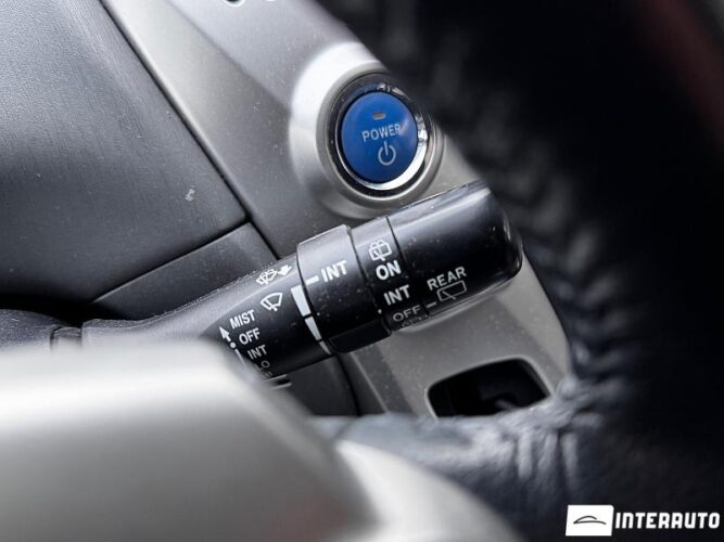 toyota Prius Plus / V 2012