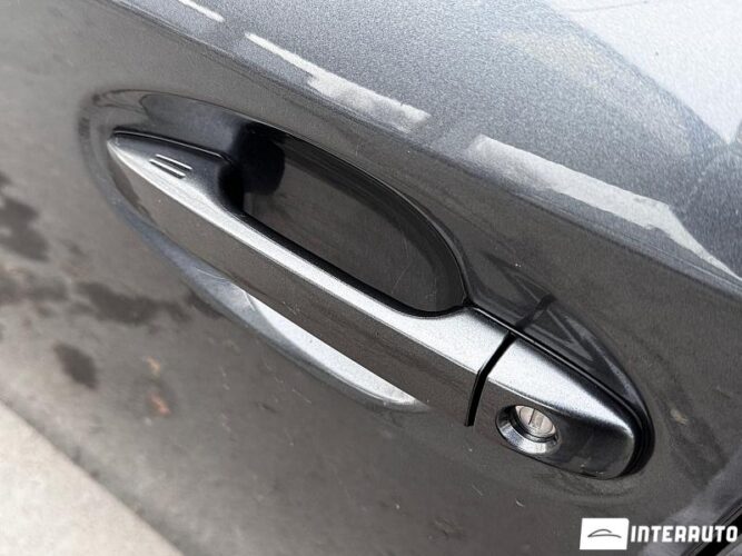 toyota Prius Plus / V 2012