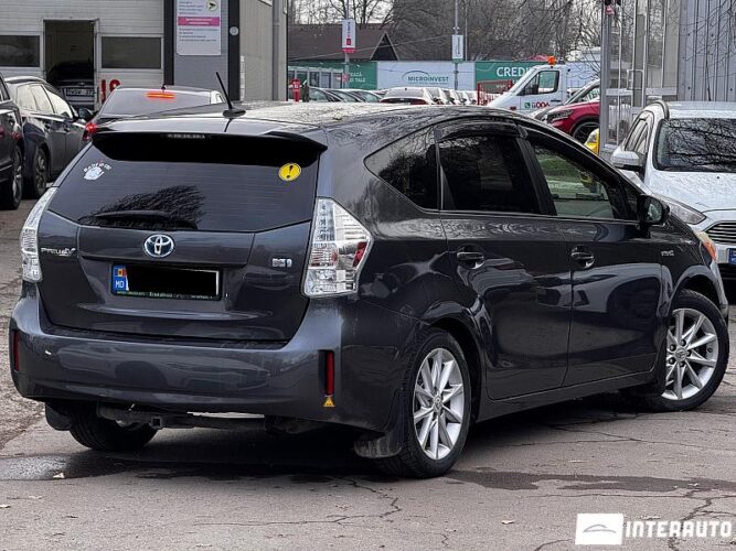 toyota Prius Plus / V 2012
