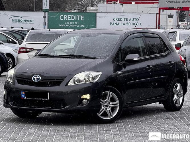 Toyota Auris 2012 doar la InterAuto