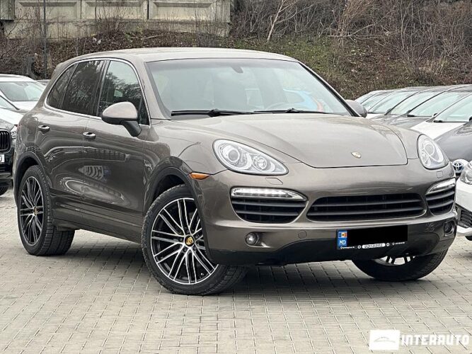 Porsche Cayenne S Hybrid 2014 doar la InterAuto