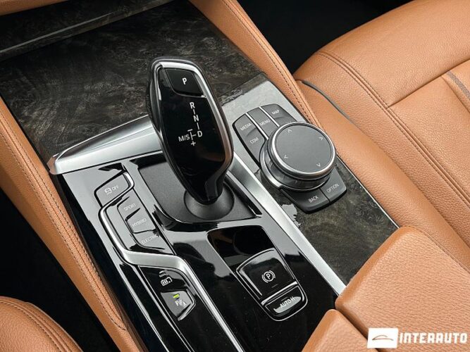 BMW 530e 49 bmw 530e 2021