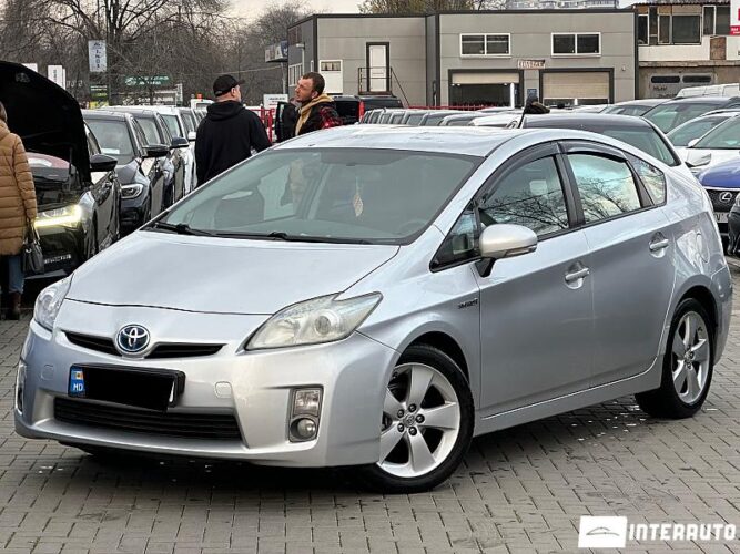 Toyota Prius 2010 doar la InterAuto