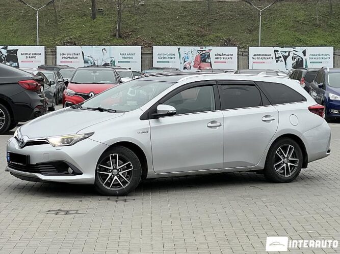 toyota Auris 2015
