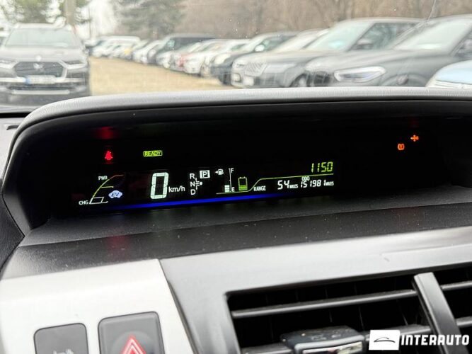 toyota Prius Plus / V 2012